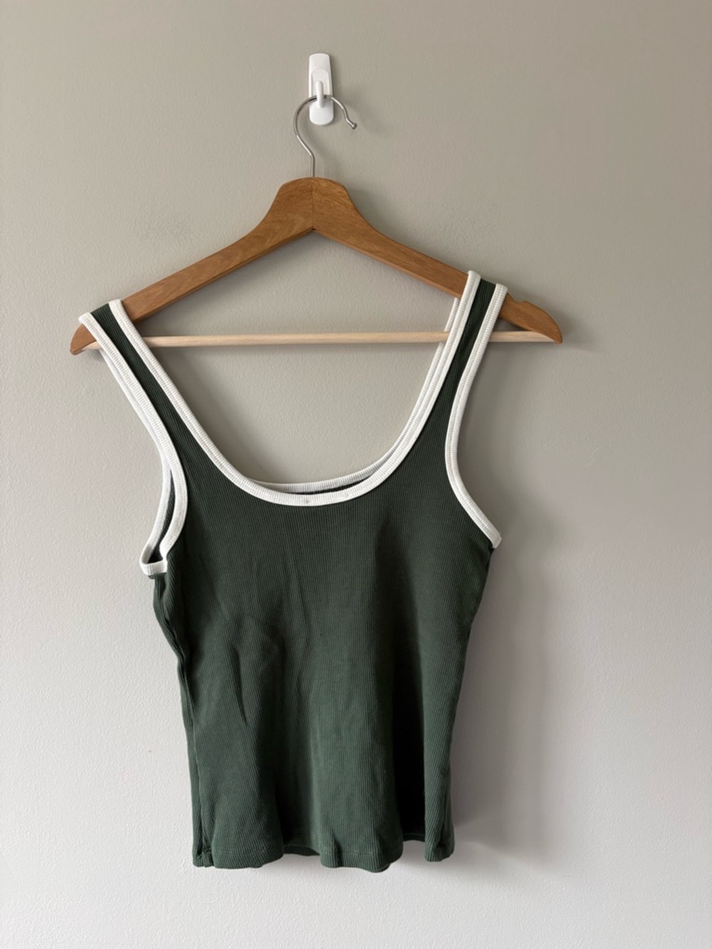 Dynamite Tank Top - Picture 2 of 3